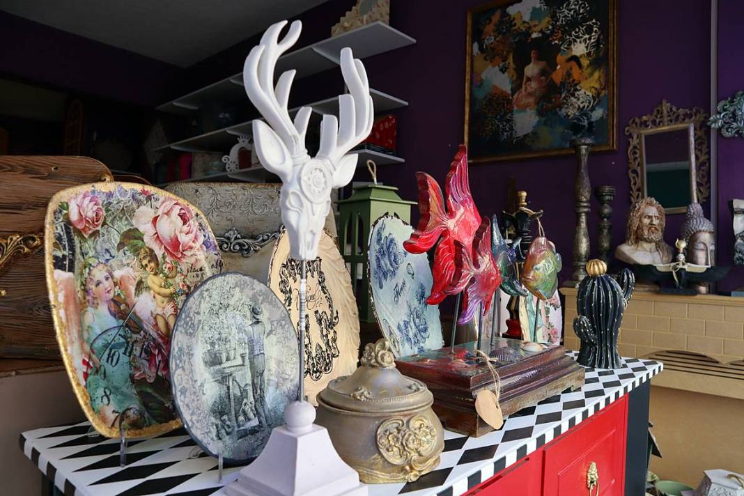 Hobi diye başladılar, 8 yıldır taleplere zar zor yetişiyorlar! O kentte ustalara taş çıkartıyorlar 4